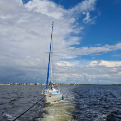 Sailboat Disposal tow by water 20-25ft Boat