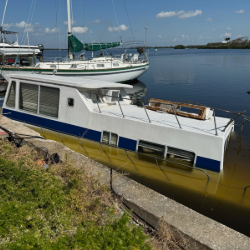 Sunken & Submerged Boat Disposal 35-40ft XL Boat Removal Services